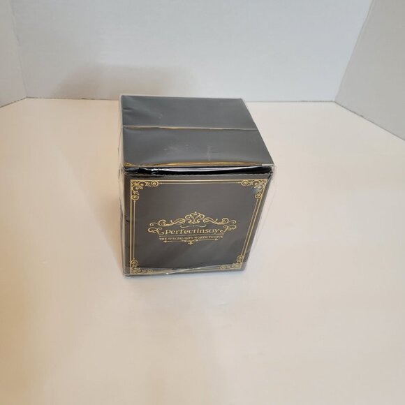 Promoted To Grandmother Wine Glass with Gift Box, Est.2023, Funny Grandma Gifts - Picture 4 of 7